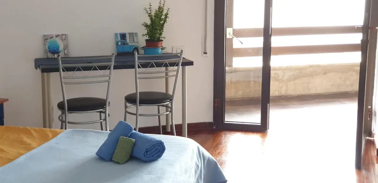 Bed and Breakfast Casa Compartida Weyler Santa Cruz de Tenerife