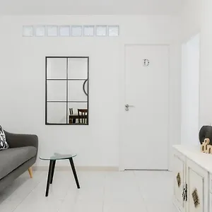 Dialezholidays - Coliving Principes Pensión