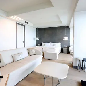 https://cosmoapartments.topcostabravahotels.com